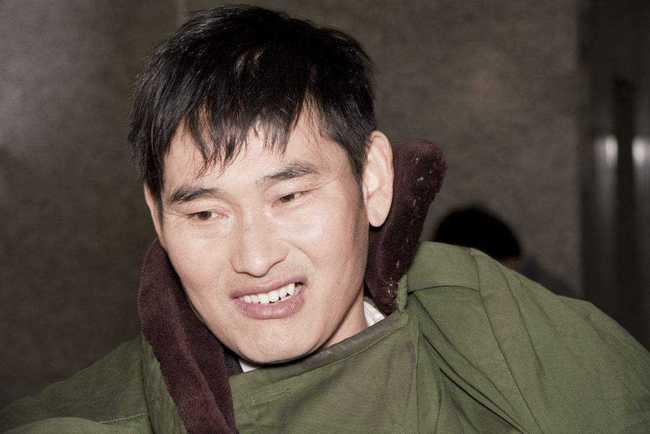 大衣哥朱之文视频,从田间地头到舞台明星的蜕变之路